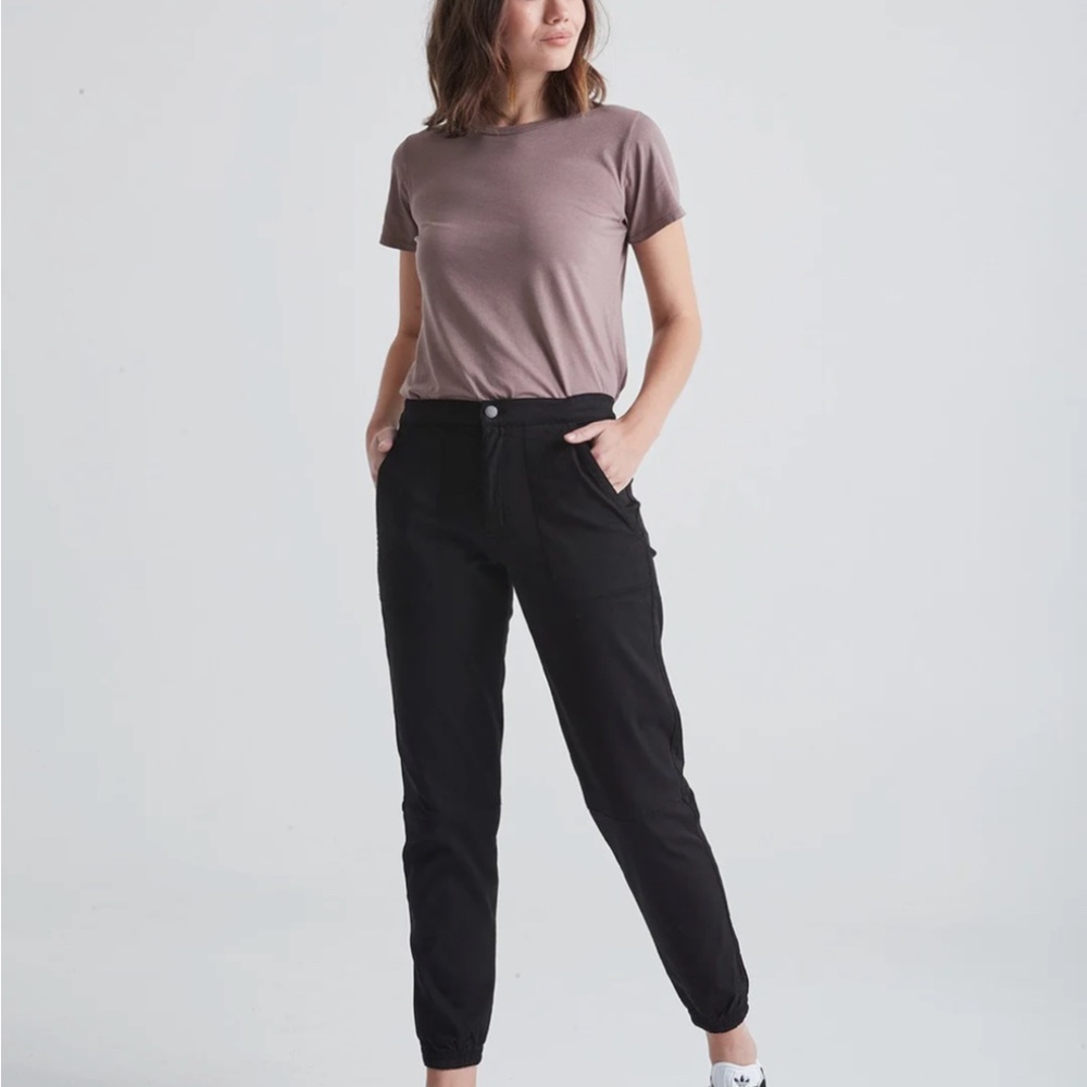 NWT DUER Women's High Rise Jogger - Black